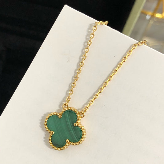 Van Cleef & Arpels CLOVER MALACHITE NECKLACE