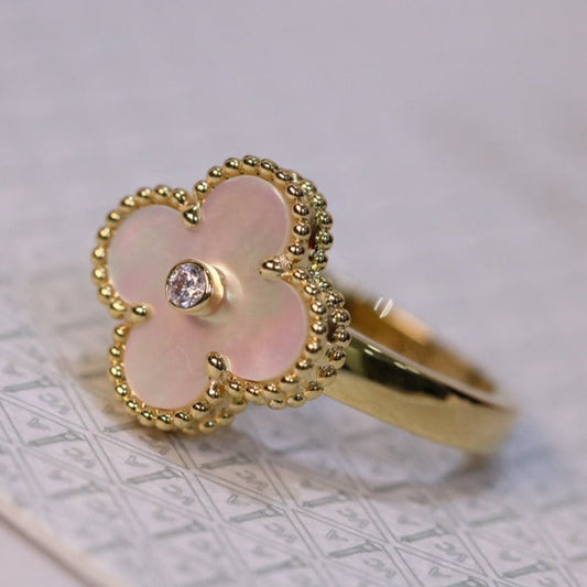 Van Cleef & Arpels CLOVER PINK MOP RING GOLD DIAMOND