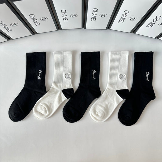 CHANEL CREW SOCKS 423812 (1 BOX)